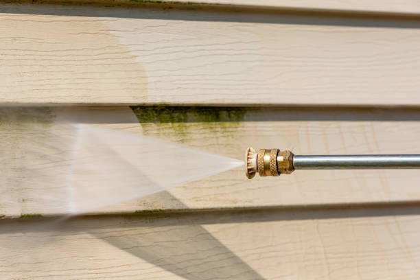 Best Deck Pressure Washing  in Marion, IA