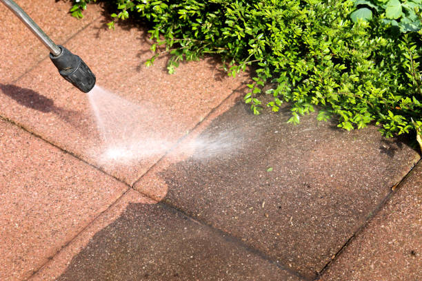Best Sidewalk Pressure Washing  in Marion, IA